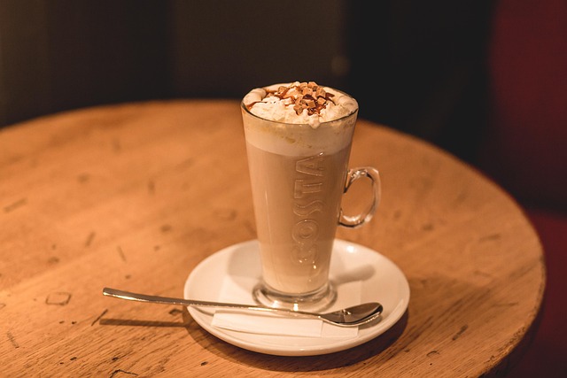 între Ice Coffee și Frappé
